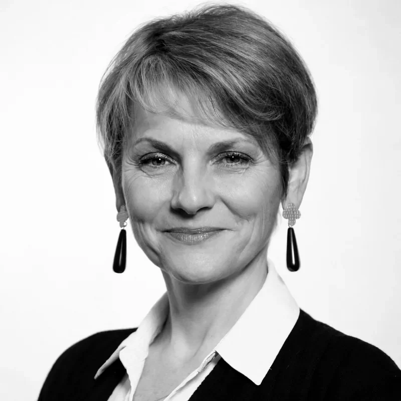 Sandra Ermacora, Senior Business Consultant